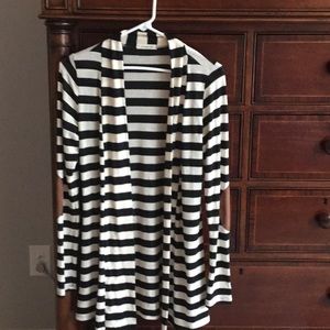 Light weight cardigan